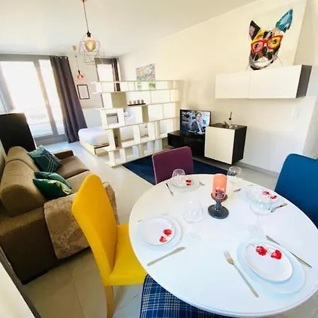 아파트 Large Studio In Center With Terrace-cosy 룩셈부르크